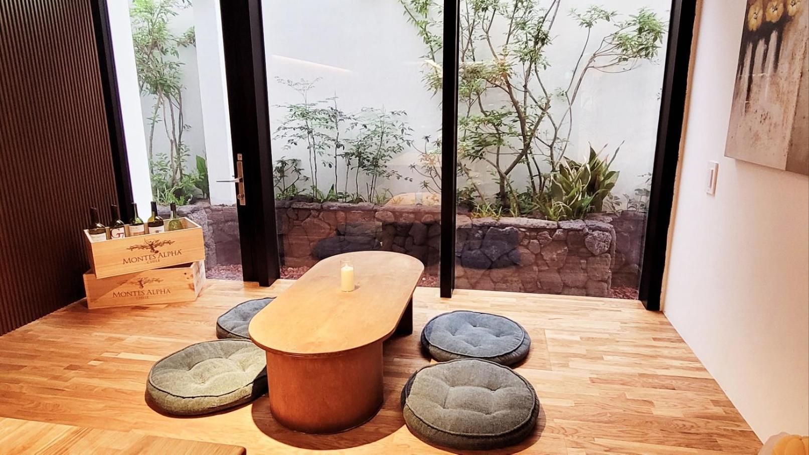Hygge Hotel Seogwipo Eksteriør bilde