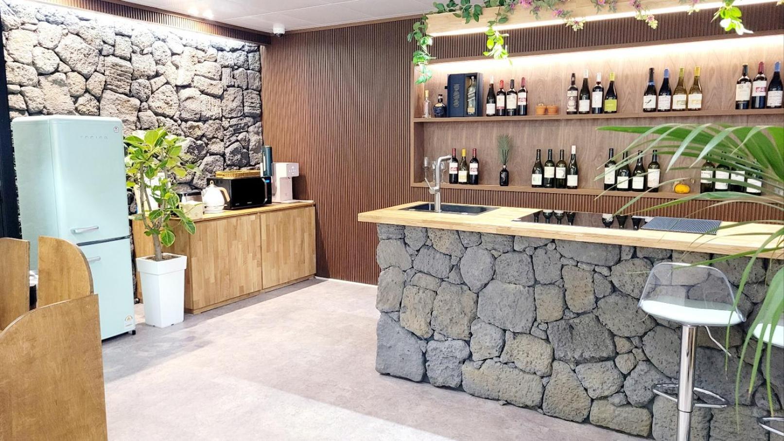 Hygge Hotel Seogwipo Eksteriør bilde