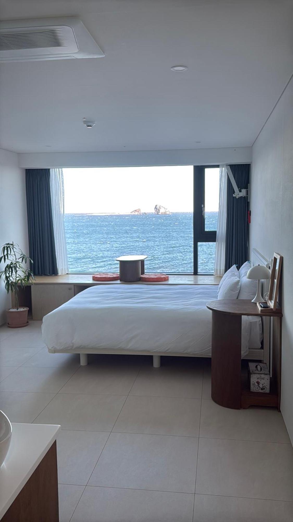 Hygge Hotel Seogwipo Eksteriør bilde